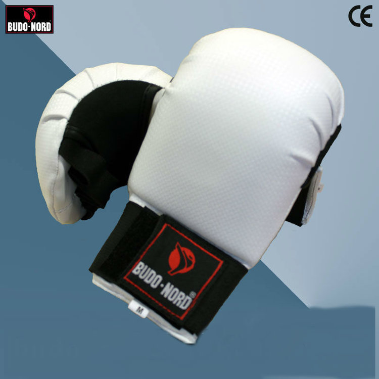 Перчатки КАРАТЭ стандарт белые «Budo-Nord»