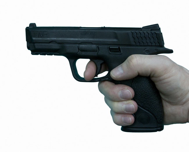 Пистолет тренировочный резиновый с курком E403